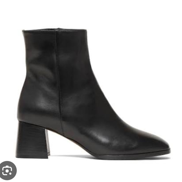 M. Gemi Shoes - The Cristina Classic Black Leather Mid-Heel Ankle Boots - Women's